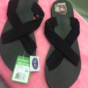 💥NWT💥CUTE & COMFY ~ SANUK YOGA X-HALE SANDALS